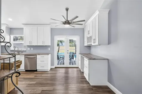 5002 Brandeis Circle S Sarasota FL 34243