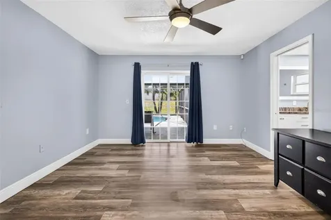 5002 Brandeis Circle S Sarasota FL 34243