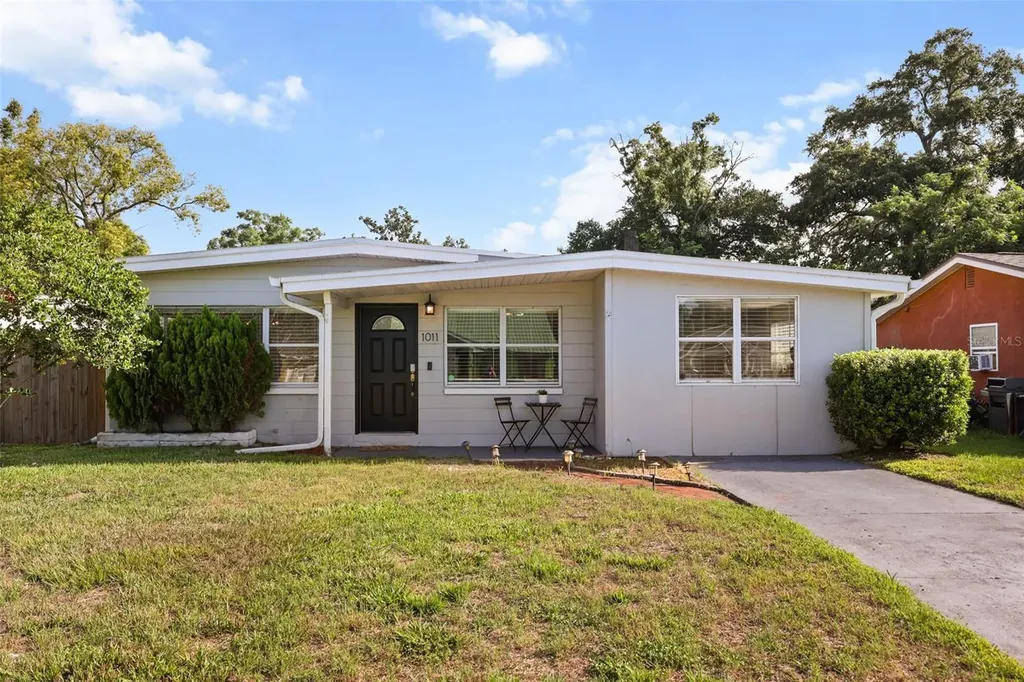 1011 Timor Avenue Orlando FL 32804