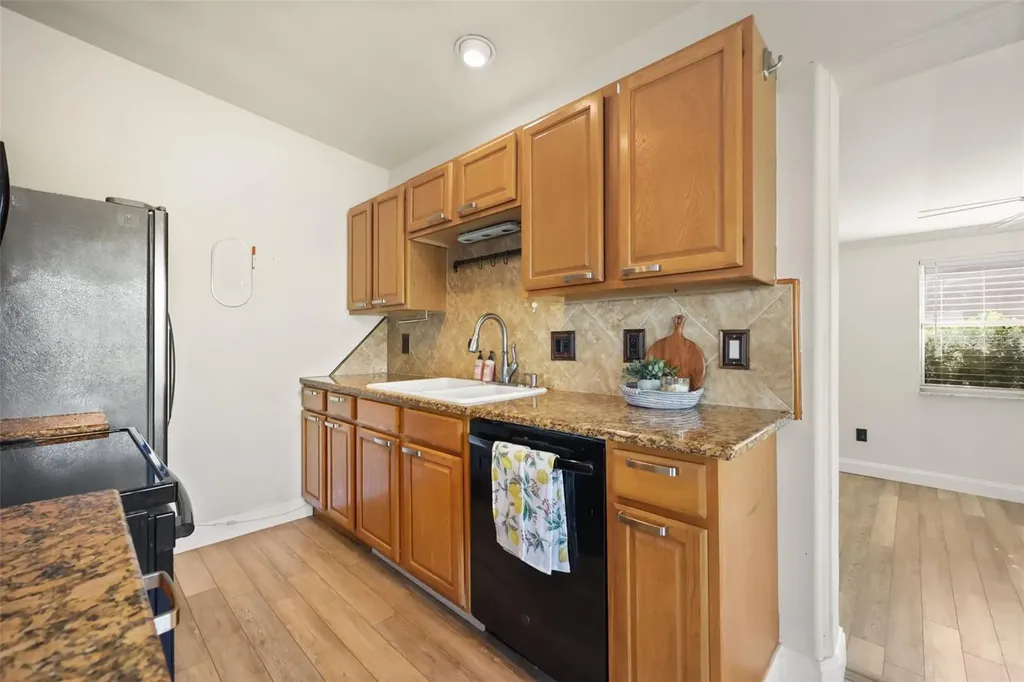 1011 Timor Avenue Orlando FL 32804