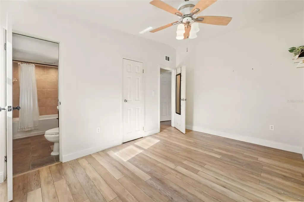 1011 Timor Avenue Orlando FL 32804