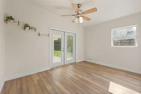 1011 Timor Avenue Orlando FL 32804