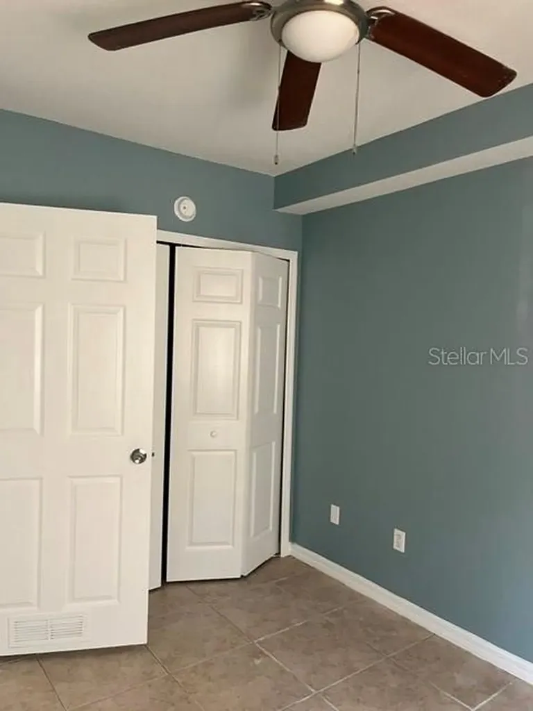 495 Las Cortes Lane Orlando FL 32824