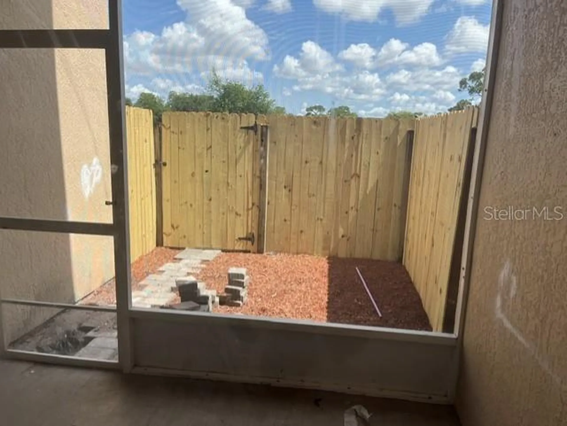 495 Las Cortes Lane Orlando FL 32824