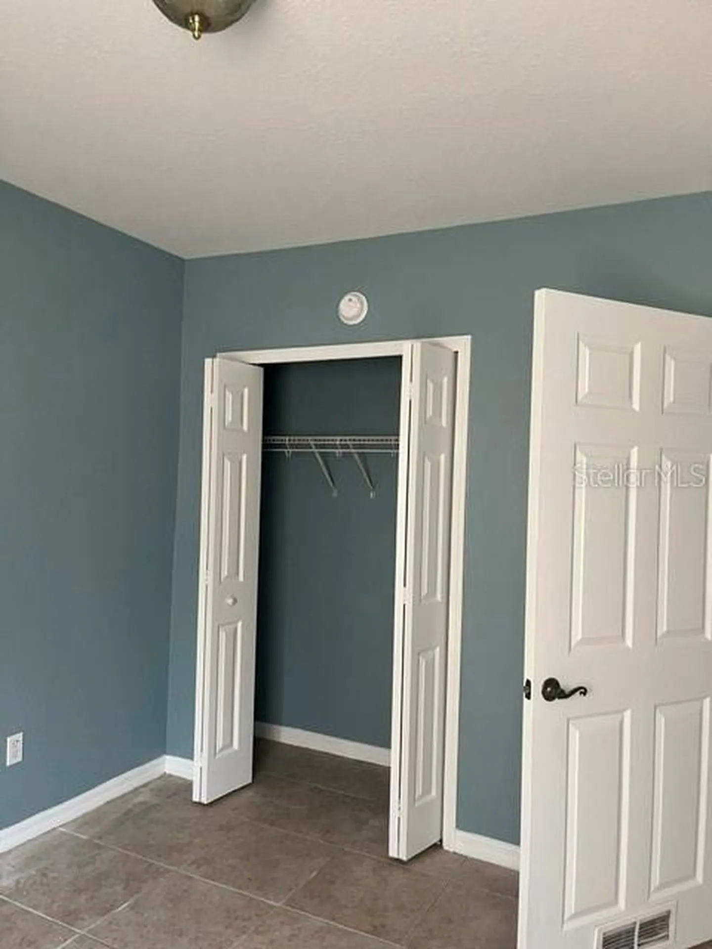 495 Las Cortes Lane Orlando FL 32824
