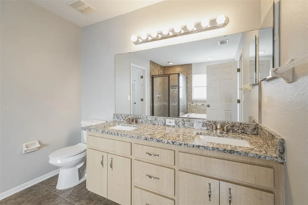 8870 Pebblebrooke Drive Lakeland FL 33810