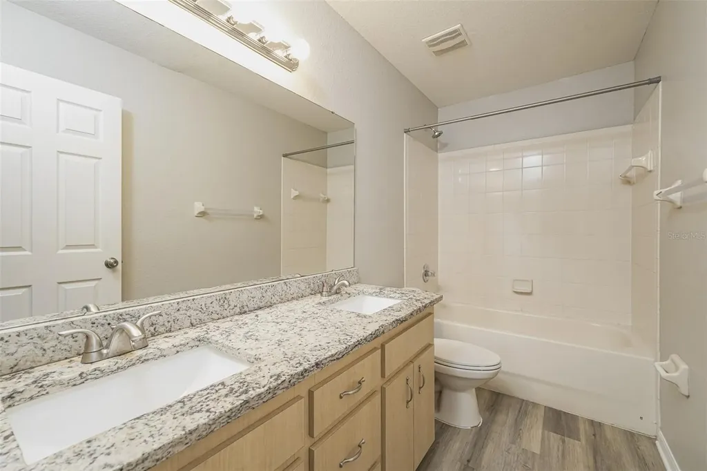 8870 Pebblebrooke Drive Lakeland FL 33810
