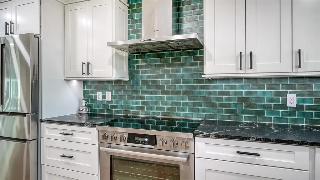 602 Buttonwood Drive Longboat Key FL 34228