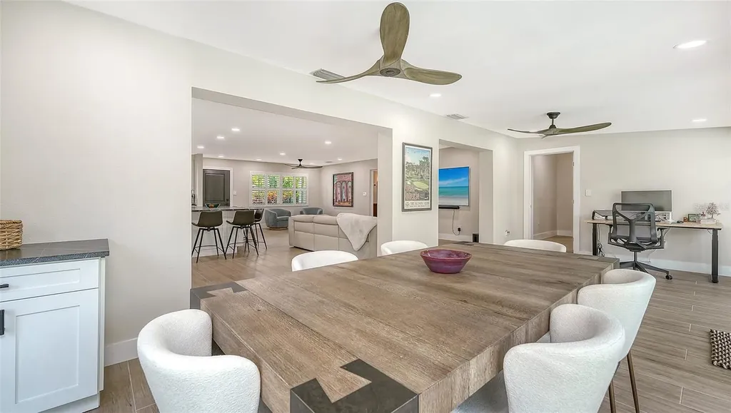 602 Buttonwood Drive Longboat Key FL 34228