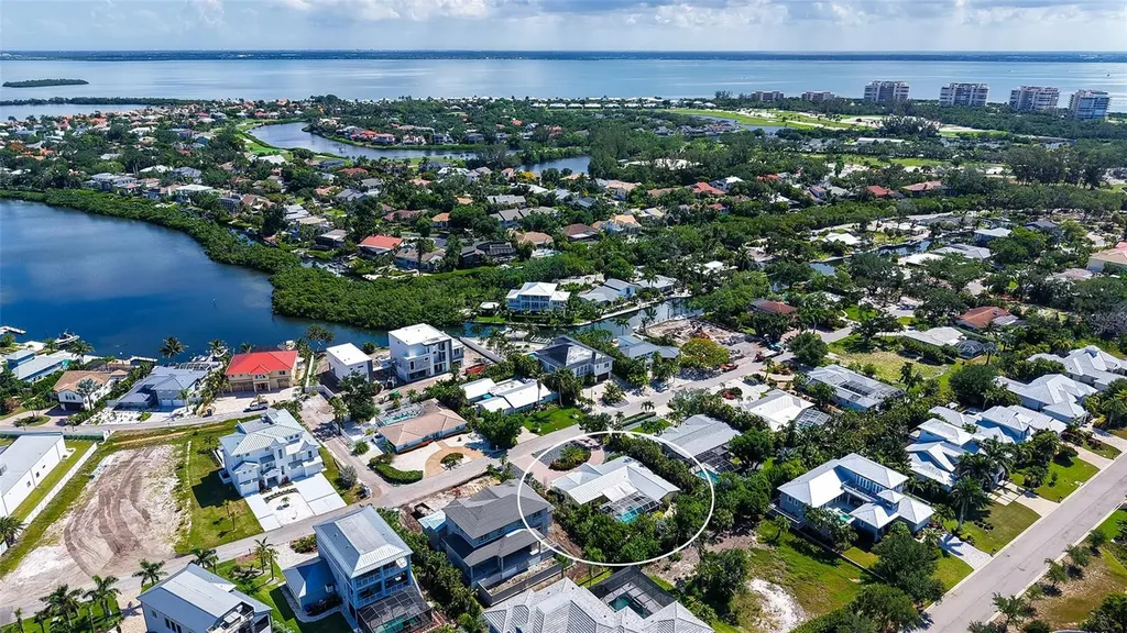 602 Buttonwood Drive Longboat Key FL 34228