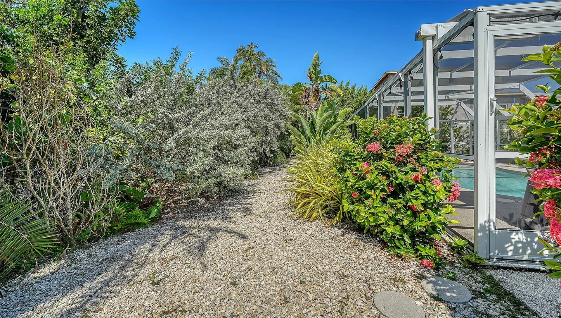 602 Buttonwood Drive Longboat Key FL 34228