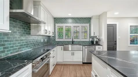 602 Buttonwood Drive Longboat Key FL 34228