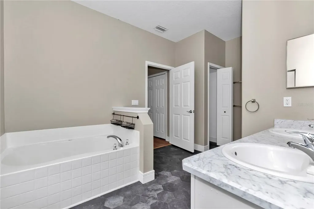 3115 NE Street Ocala FL 34470
