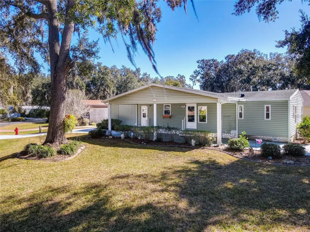 25533 Belle Helene Leesburg FL 34748