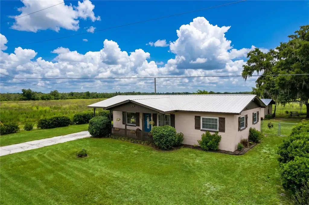 392 Old Dixie Highway Bowling Green FL 33834