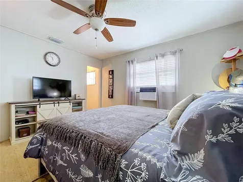 392 Old Dixie Highway Bowling Green FL 33834