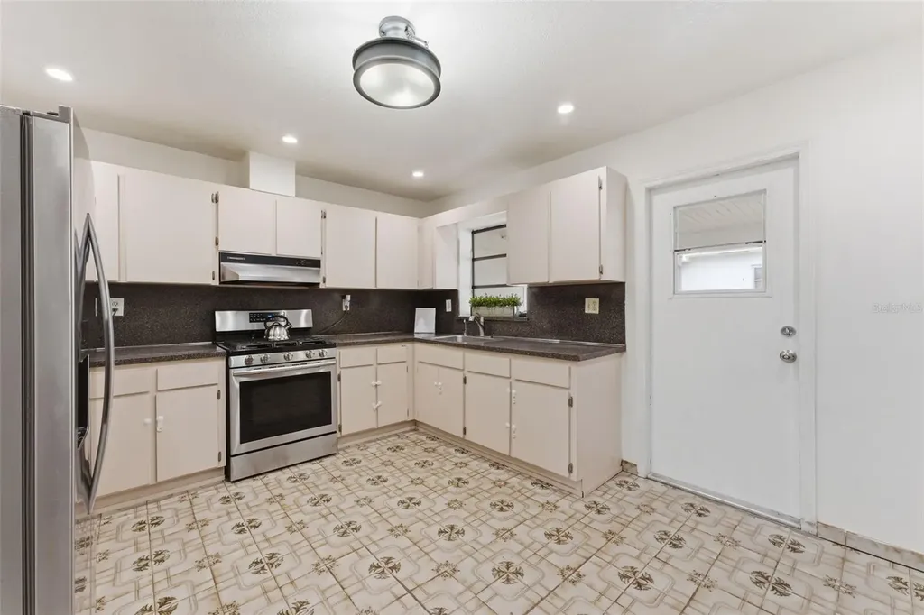 1310 W 30th Street Hialeah FL 33012