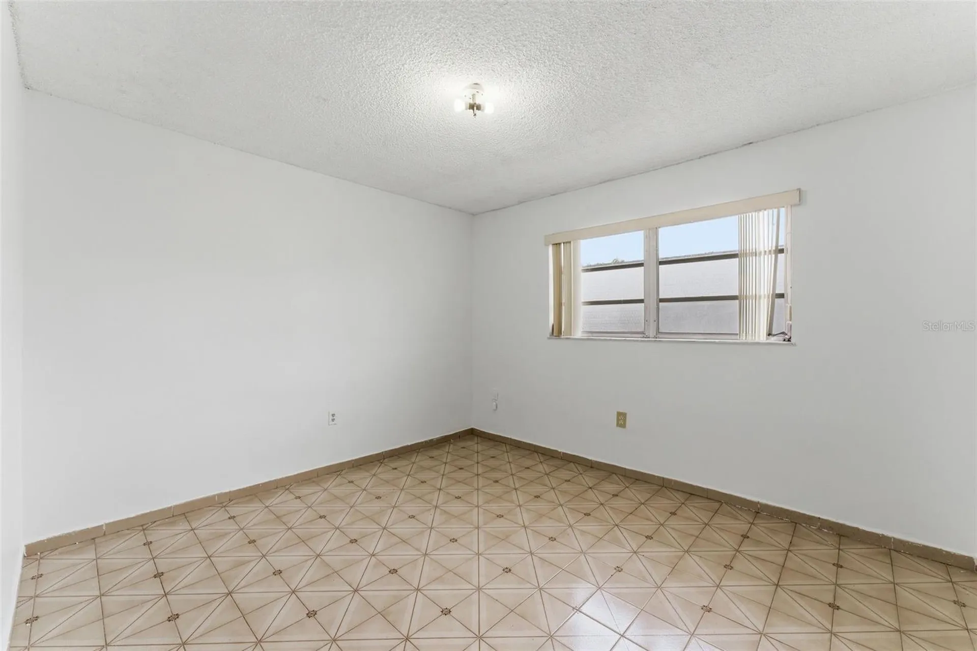1310 W 30th Street Hialeah FL 33012