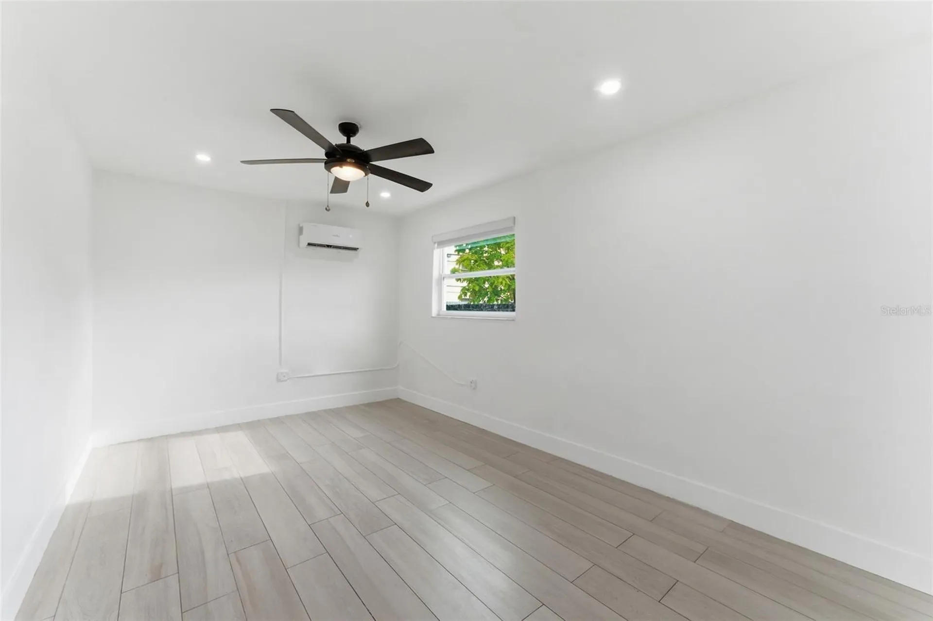 1310 W 30th Street Hialeah FL 33012