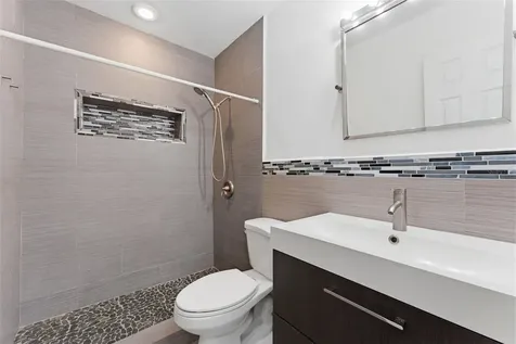 1310 W 30th Street Hialeah FL 33012