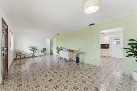 1310 W 30th Street Hialeah FL 33012