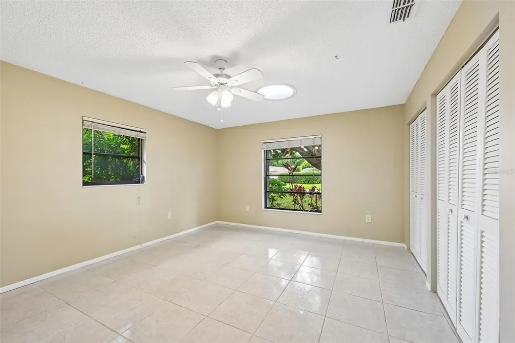4873 Huntleigh Drive Sarasota FL 34233