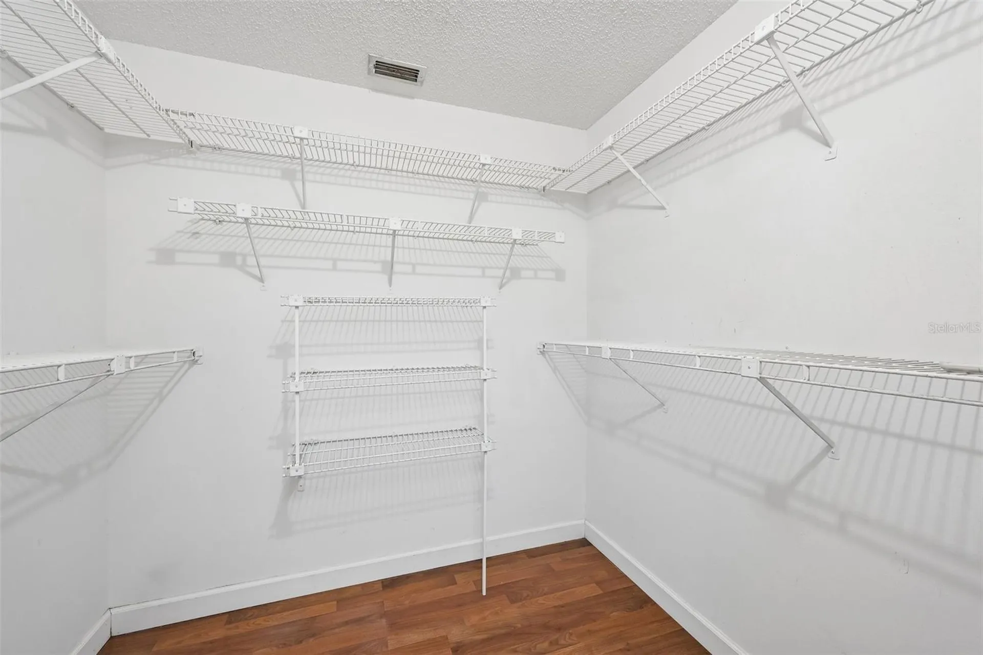 4873 Huntleigh Drive Sarasota FL 34233