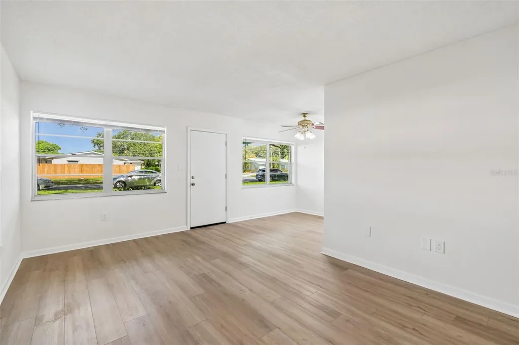 8101 11th Street N St Petersburg FL 33702