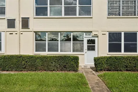 8101 11th Street N St Petersburg FL 33702