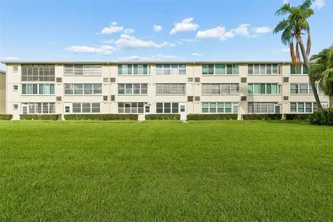 8101 11th Street N St Petersburg FL 33702