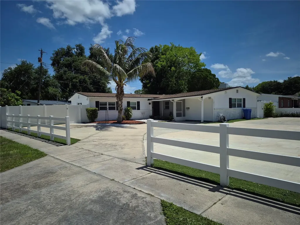 7709 W Hanna Avenue Tampa FL 33615