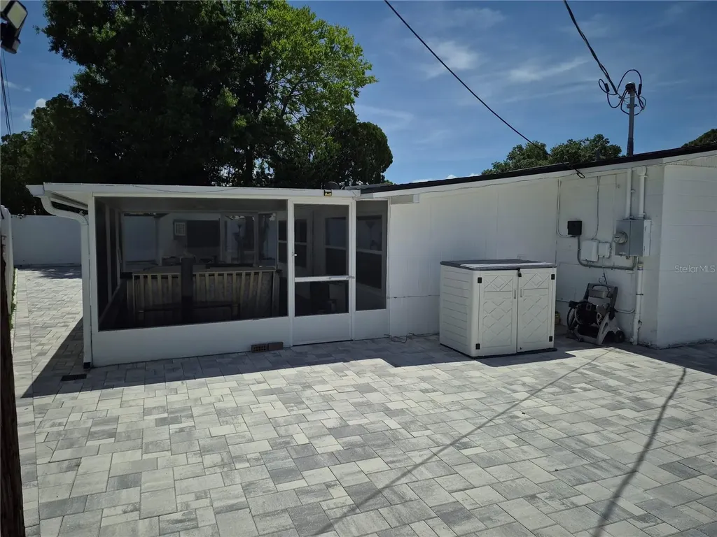 7709 W Hanna Avenue Tampa FL 33615