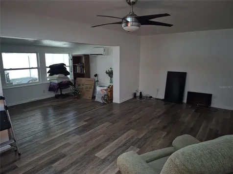 7709 W Hanna Avenue Tampa FL 33615
