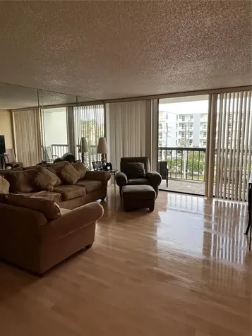 400 Island Way Clearwater Beach FL 33767