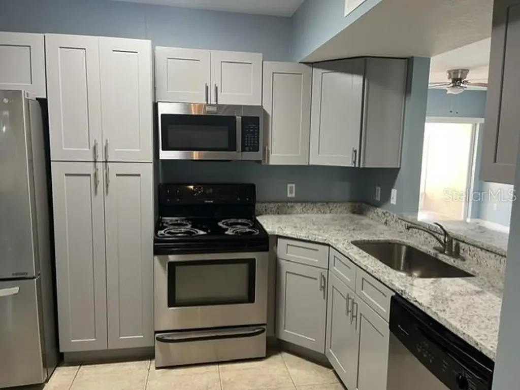 495 Las Cortes Lane Orlando FL 32824