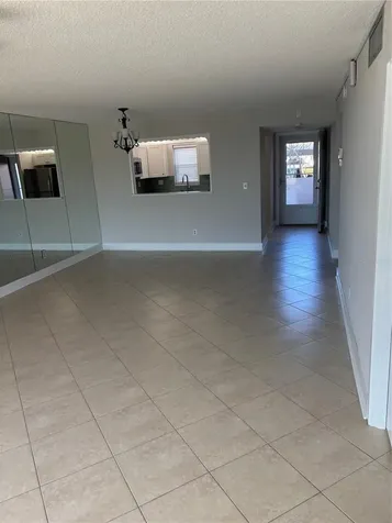 7405 Bay Island Drive S South Pasadena FL 33707