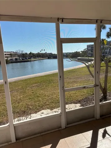 7405 Bay Island Drive S South Pasadena FL 33707