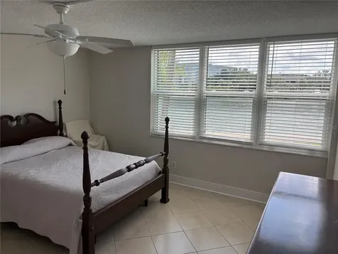 7405 Bay Island Drive S South Pasadena FL 33707
