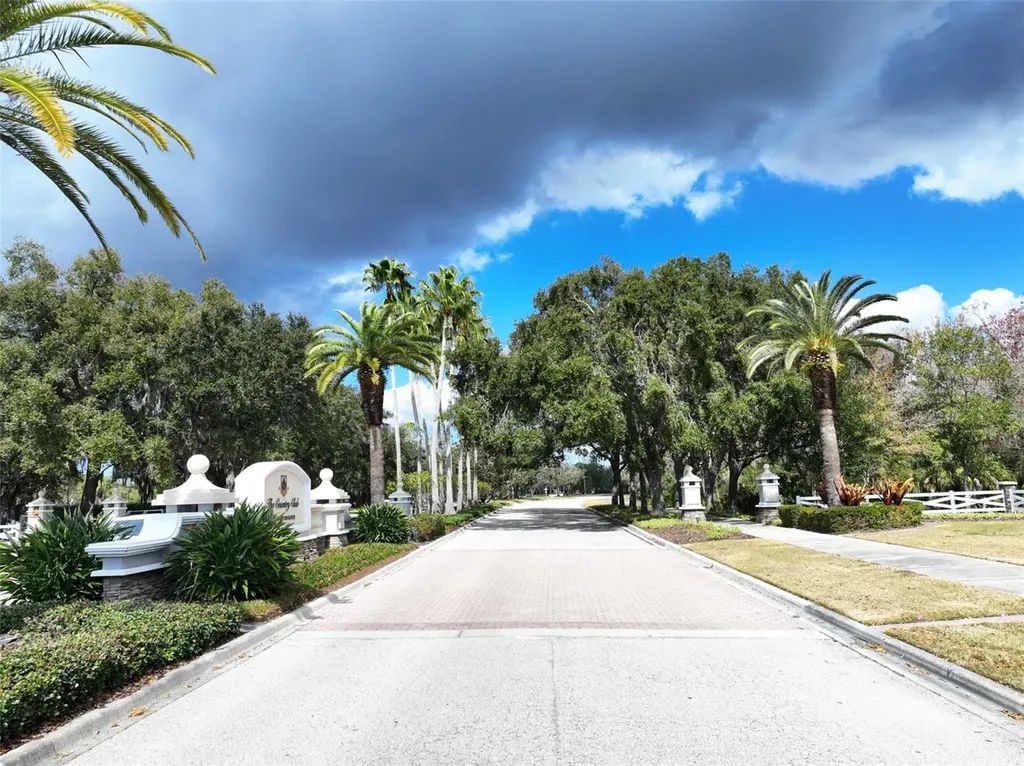 7703 British Open Way Lakewood Ranch FL 34202