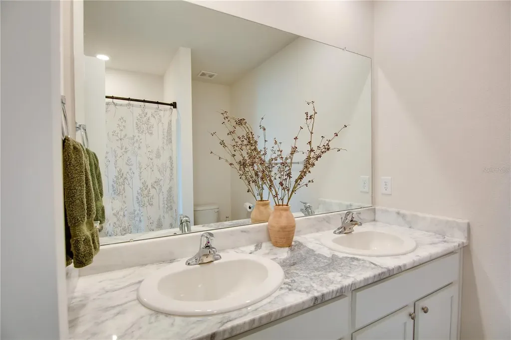 16929 Yard Spring Drive Bradenton FL 34211