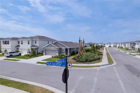16929 Yard Spring Drive Bradenton FL 34211