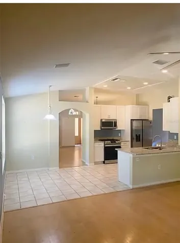 15534 Martinmeadow Drive Lithia FL 33547