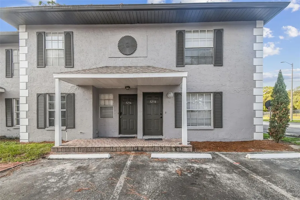 5238 Sunridge Palms Drive Tampa FL 33617