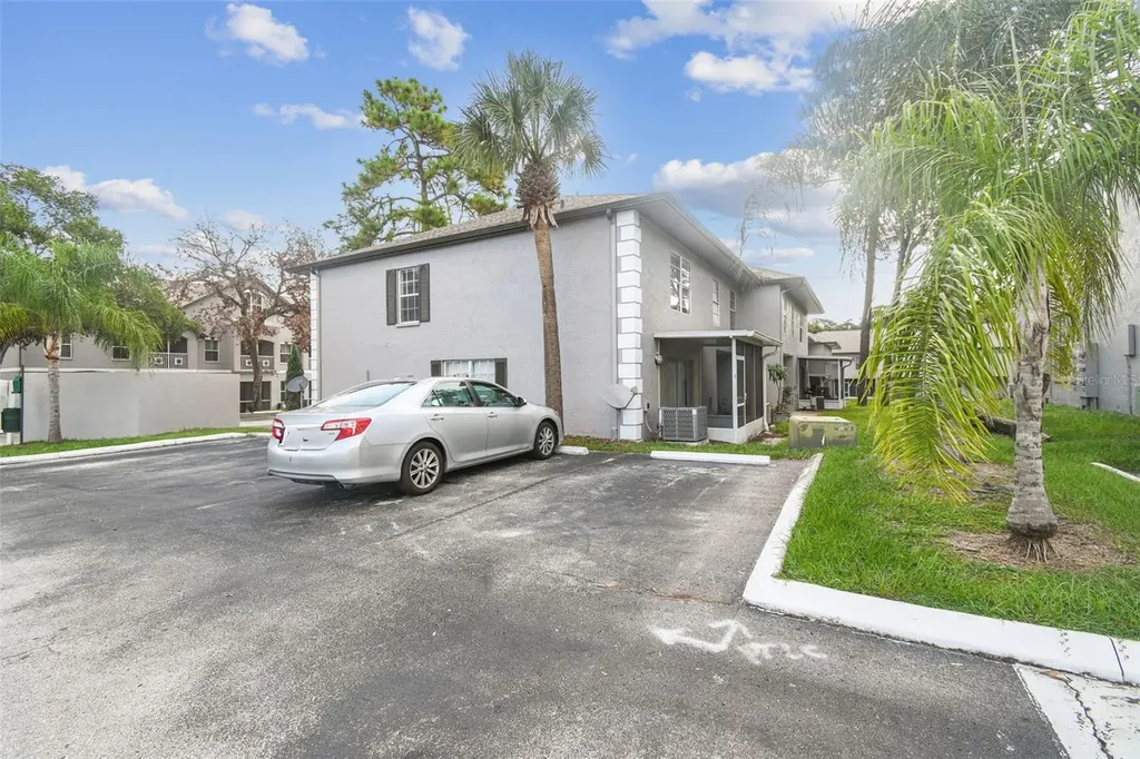 5238 Sunridge Palms Drive Tampa FL 33617