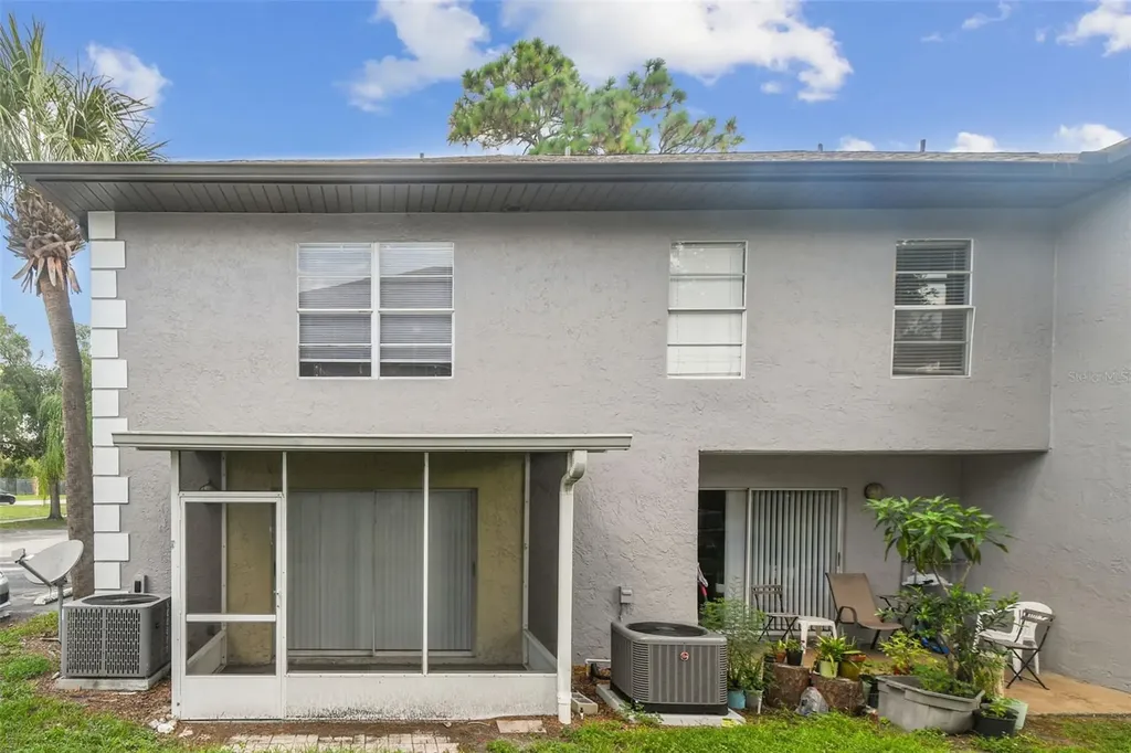 5238 Sunridge Palms Drive Tampa FL 33617