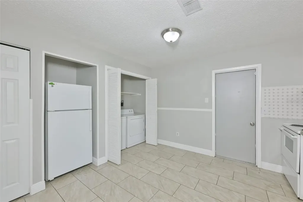 15616 Avalon Avenue Clearwater FL 33760