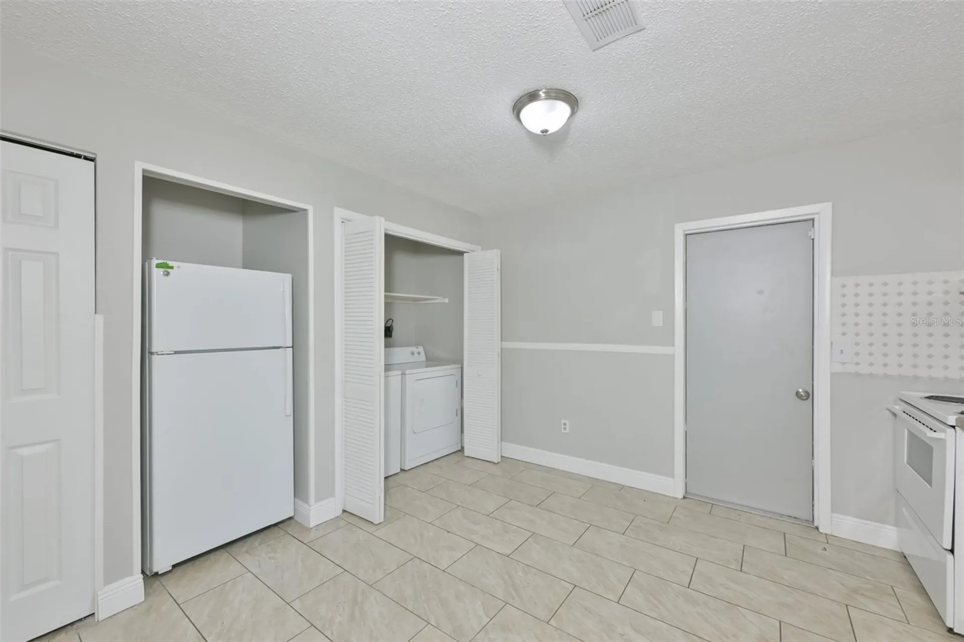 15616 Avalon Avenue Clearwater FL 33760