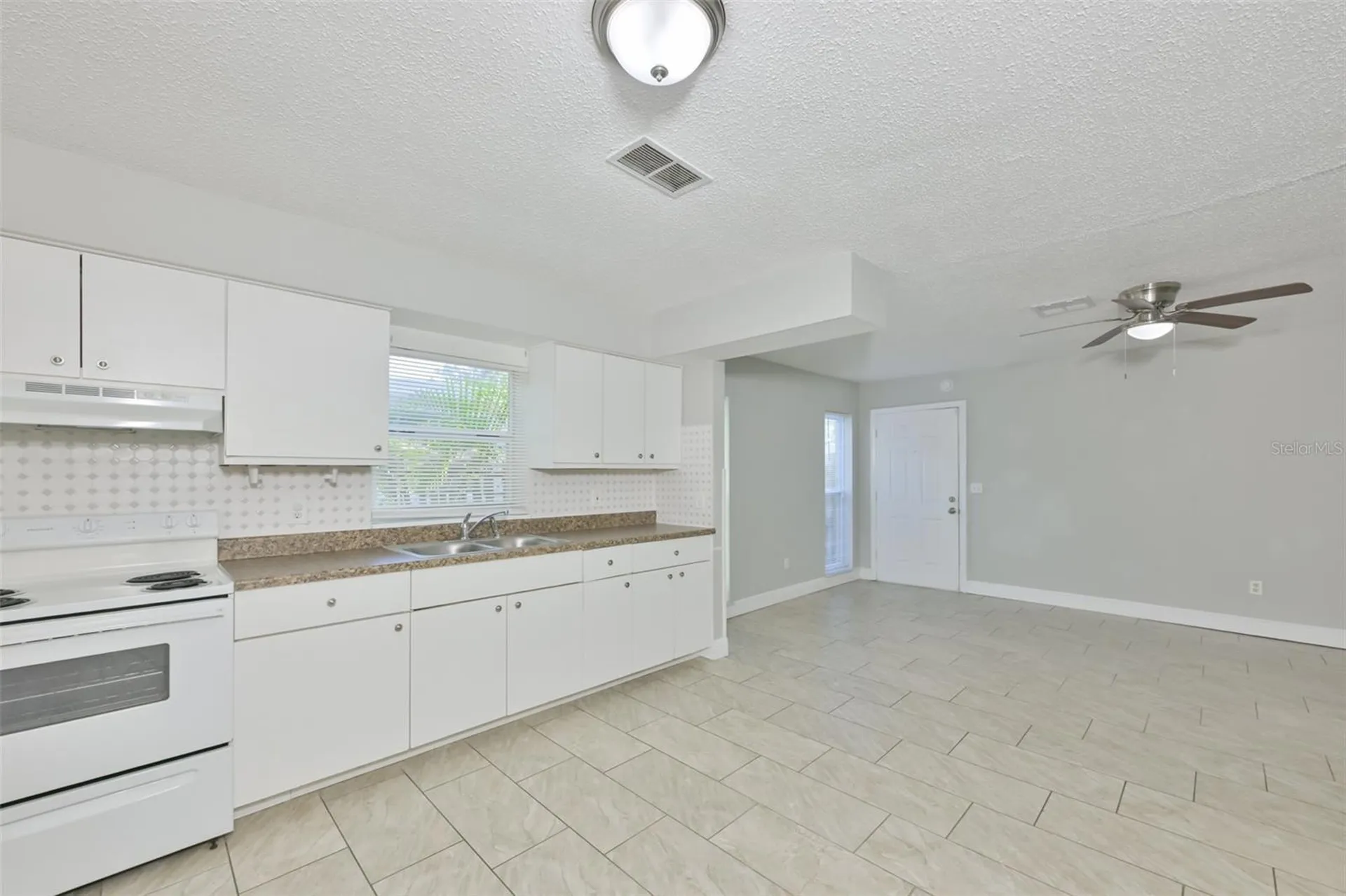 15616 Avalon Avenue Clearwater FL 33760