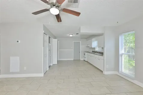 15616 Avalon Avenue Clearwater FL 33760