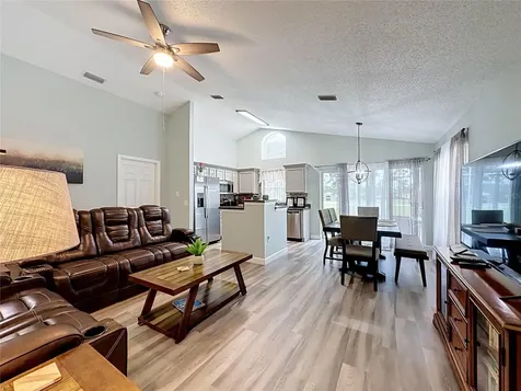 2464 Saint Augustine Boulevard Haines City FL 33844